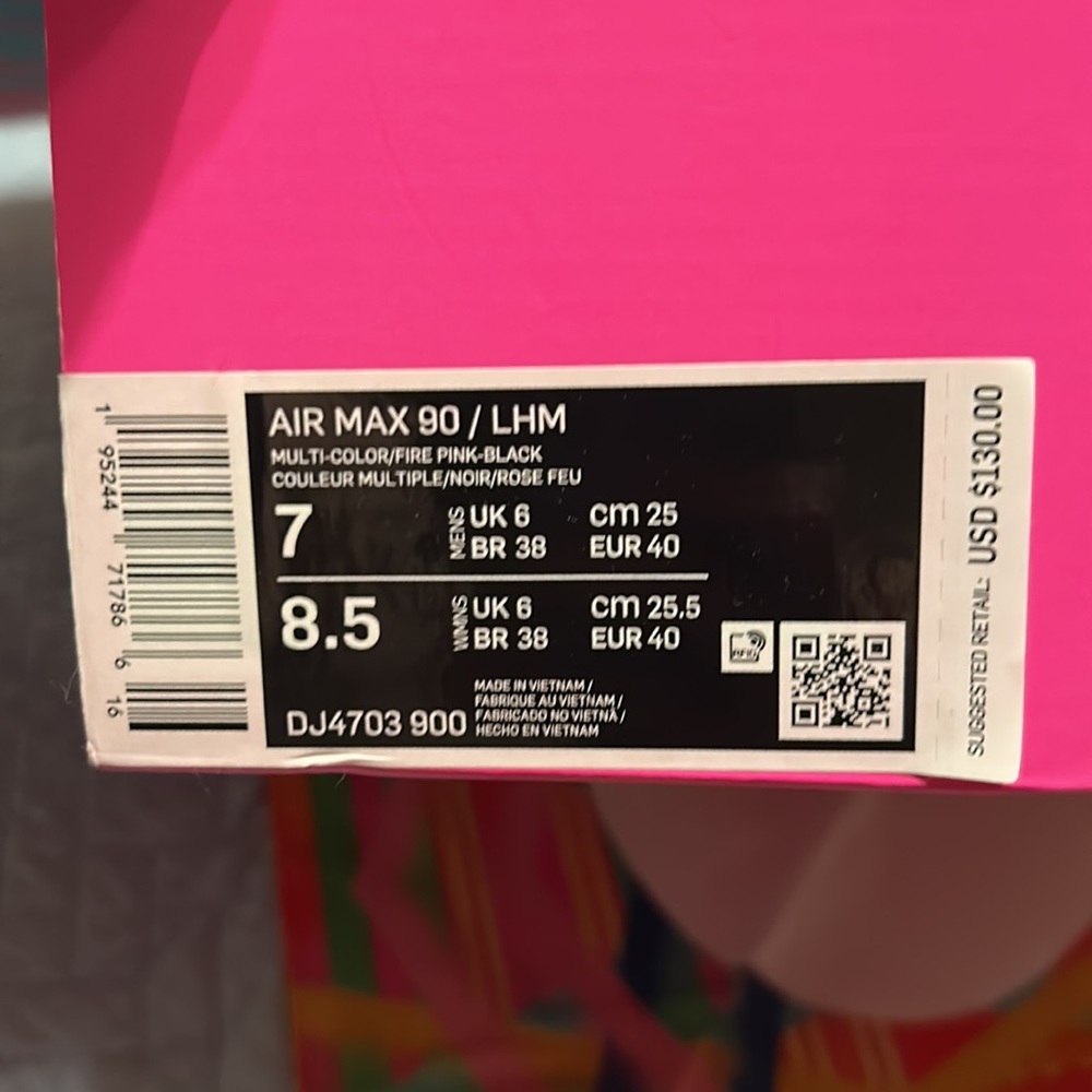 COPY - 2021 AirMax 90 Latino Heritage Month, gently used, with Bandana. - Picture 6 of 6